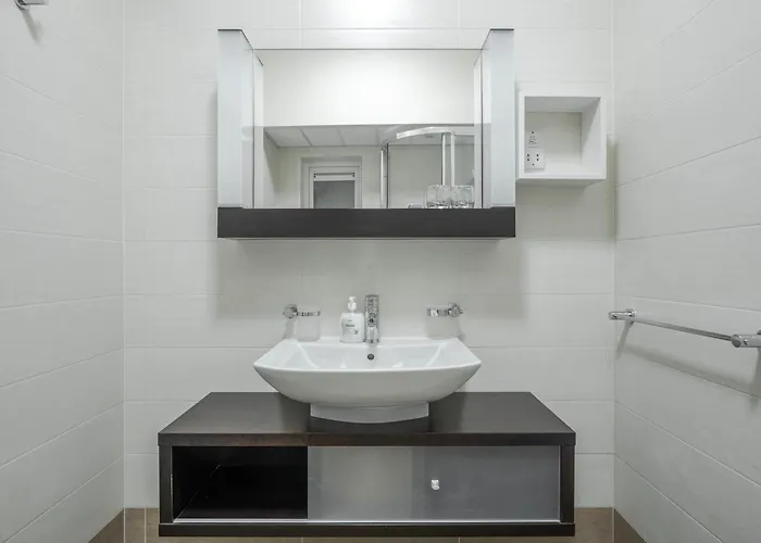 Апартаменты Seafront Elegance With Pool *