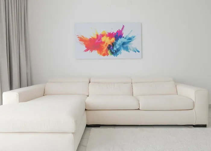 Seafront Elegance With Pool Sliema